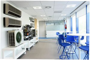 nuevo centro de formación de Daikin Formación y Desarrollo Corporativo (T&CD) de Daikin doméstico Sky Air Calefacción VRV enfriadoras climatizadores y fan coils planes integrales de formación de Daikin