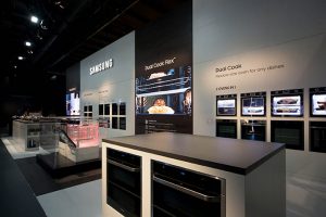 horno dual cook flex, samsung, eurocucina, cocinar dos platos a la vez, horno, puerta flexible door