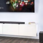 AIFF, AirPlay, ALAC, Alexa, Amazon Music, android, aplicación HEOS, Bluetooth, cable HDMI ARC, controladores de precisión, Denon HEOS HomeCinema HS2, Dolby Digital, Dolby Digital Plus, DSD, DSP, DTS, entrada estéreo analógica cableada, entradas digitales óptica y coaxial, FLAC, iOS, Kindle Fire, optimizador de diálogos, puerto USB, red WiFi, Spotify, subwoofer inalámbrico, tweeters biamplificados con procesamiento DSP avanzado, tweeters de cúpula de 20 mm, UHD 4K, woofers de medios