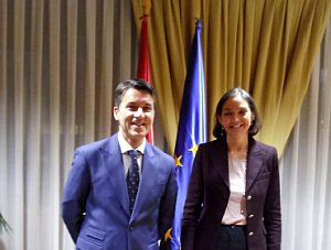 El pasado 16 de enero el presidente de Acema, José Manuel Fernández, mantuvo una reunión con la Ministra de Industria, Comercio y Turismo, Reyes Maroto.