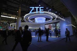5G, 5G CPE, acceso óptico, aeropuertos inteligentes, beneficio neto, big video, China Unicom, Common Core, conducción no tripulada, contención de costes, convergencia fijo-móvil, dispositivos móviles, edge computing integrado, Elisa y Hutchison Drei Austria, fabricación inteligente, gestión inteligente del agua, Hunan Branch, I+D, LTE / EPC, Massive MIMO, nuevos medios, PoC de NFV, productos NR, protección del medio ambiente, puertos inteligentes, redes 5G en modo SA y NSA, redes inteligentes, Sany, seguridad inteligente, teléfono inteligente insignia 5G, Tianjin Branch, TITAN, transformación digital de las industrias verticales, transmisión en vivo de video HD de 16 canales, transmisión en vivo en VR HD panorámica, transporte 5G, transporte IP, transporte óptico, turismo y salud, videoconferencia HD 4K, zte, ZTE Axon 10 Pro 5G, ZTE primer trimestre
