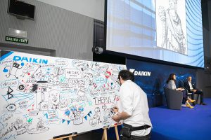 Seminario Técnico Daikin, aerotermia, asistentes virtuales, climatización de grandes edificios corporativos, Daikin Altherma, director de Innovación y Marketing de AEDAS Homes, Elías Gómez, energías limpias, Facilitación Gráfica, gestión y control de grandes edificios, Google Home, Javier Sánchez, La transformación tecnológica del mercado inmobiliario, Los retos en climatización de los grandes edificios corporativos, Mr. Scribing, responsable de eficiencia energética del BBVA, Víctor Alonso, VRV: 30 años creando soluciones de futuro