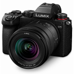 Lumix S5