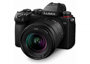 Lumix S5