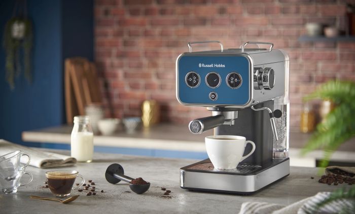 Cafetera Espresso Russell Hobbs Distinctions Ocean Blue · Russell