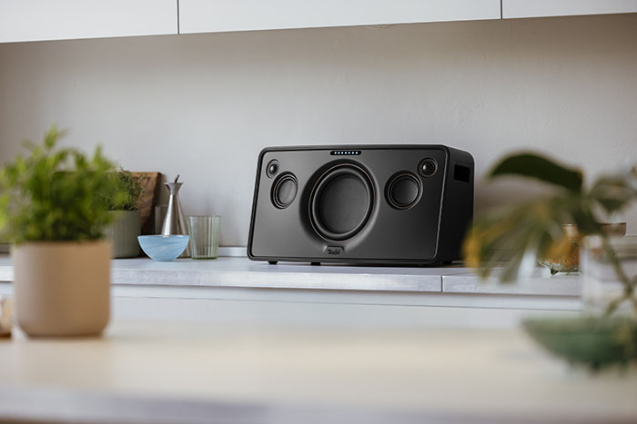 El altavoz Motiv XL de Teufel brinda un sonido de alta fidelidad en cualquier lugar