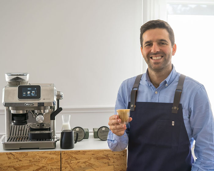 Marcos González, embajador de De'Longhi, compite en el Campeonato Mundial de Baristas