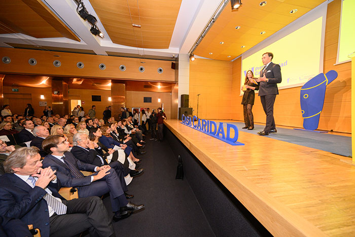 Los VI Premios Casa Caridad reconocen a Cecotec por su apoyo durante la DANA