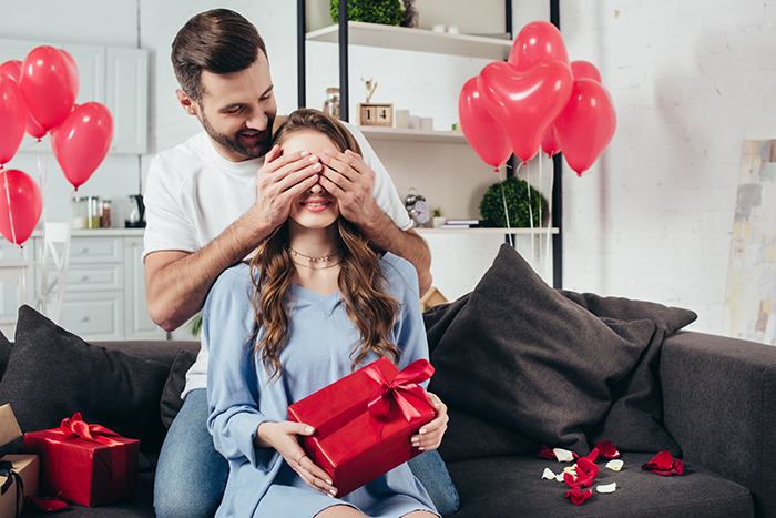 San Valentín es cuidarse juntos: los mejores dispositivos de cuidado personal para regalar