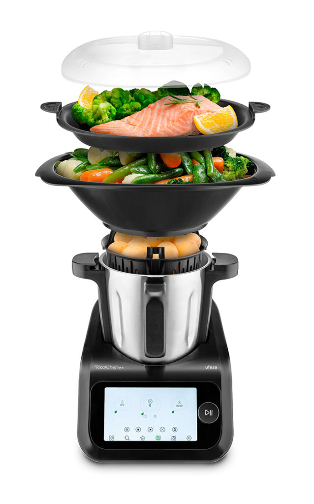 Ufesa amplía su gama TotalChef con el nuevo robot de cocina RK6