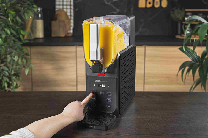 Gelatella y Slushissimo, las nuevas máquinas de Ufesa para helados y bebidas frías