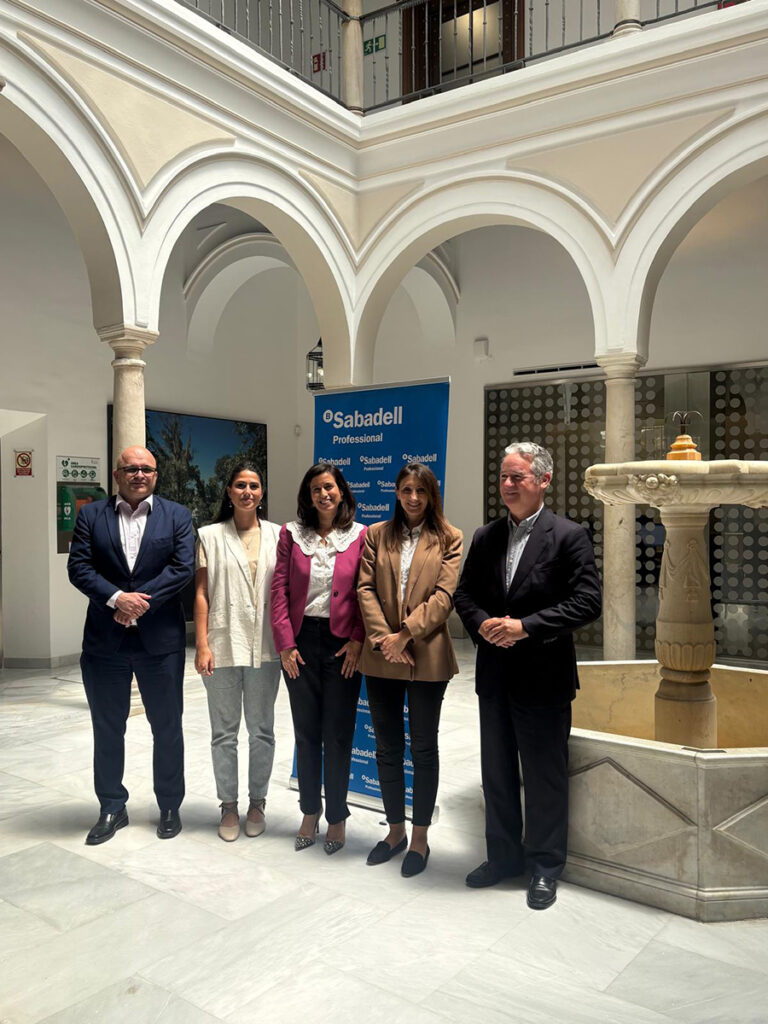 FAEL/AAEL y Banco Sabadell renuevan su convenio de colaboración