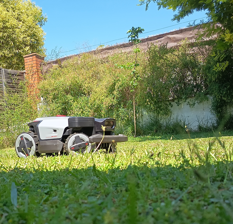 Robot cortacésped RockMow Z1