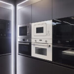 Nuevos hornos y microondas de encastre Hisense.
