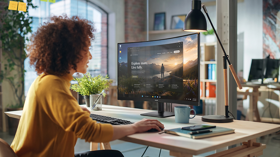 Philips lanza monitores curvos para trabajar y jugar desde 169 €